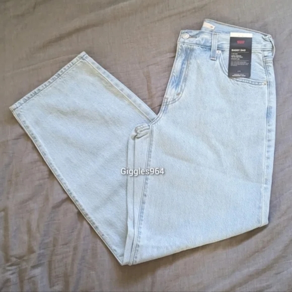 Levi's Baggy Dad Jeans in Light Sugar - Picture 10 of 11